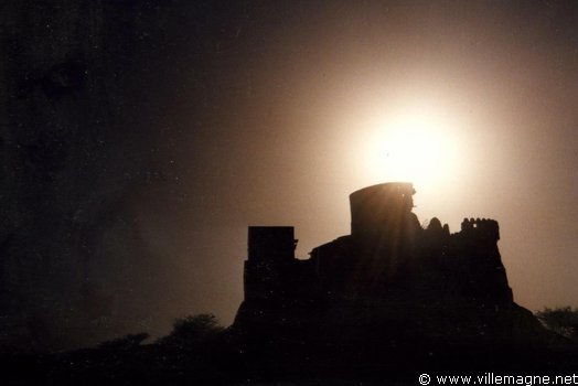 Bathni - Émirat de Dubaï Bathni - Émirat de Dubaï