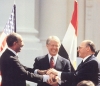 Les accords de Camp David: Anouar el-Sadate, Jimmy Carter et Menachem Begin Les accords de Camp David: Anouar el-Sadate, Jimmy Carter et Menachem Begin
