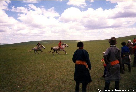 Course préparatoire au Naadam