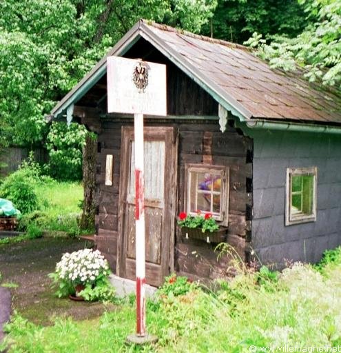 Ancien poste de frontière entre l’Allemagne et l’Autriche Ancien poste de frontière entre l’Allemagne et l’Autriche