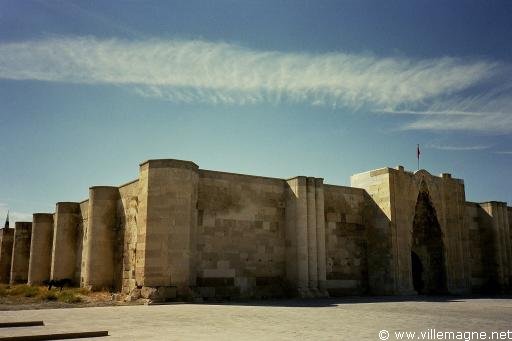Caravansérail de Sultanhani, une étape sur la Route de la Soie - Turquie Caravansérail de Sultanhani, une étape sur la Route de la Soie - Turquie