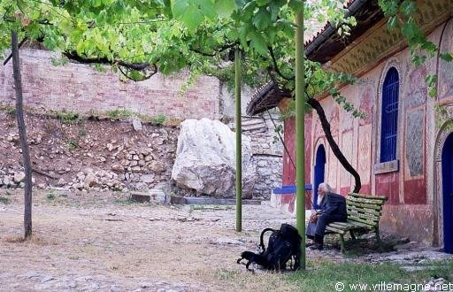 Veliko Tarnovo - monastère de la Transfiguration - Bulgarie Veliko Tarnovo - monastère de la Transfiguration - Bulgarie