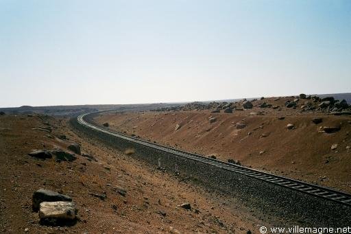 Voie ferrée entre Alep et Hama - Syrie Voie ferrée entre Alep et Hama - Syrie