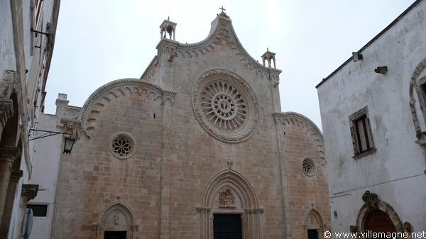 Cathédrale d’Ostuni Cathédrale d’Ostuni