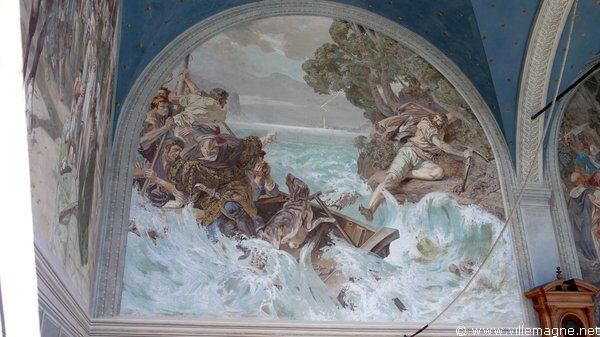 Chapelle de Guillaume Tell entre Sisikon et Flüelen Chapelle de Guillaume Tell entre Sisikon et Flüelen