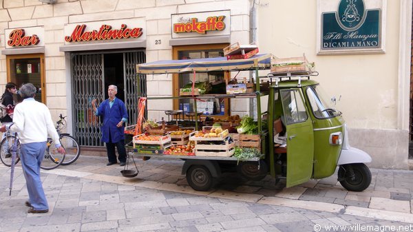 Dans le centre historique de Lecce Dans le centre historique de Lecce