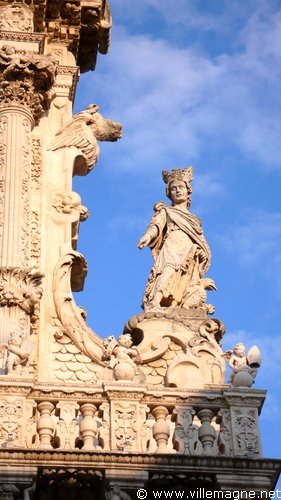 Détail de la façade de l’église Santa Croce à Lecce Détail de la façade de l’église Santa Croce à Lecce