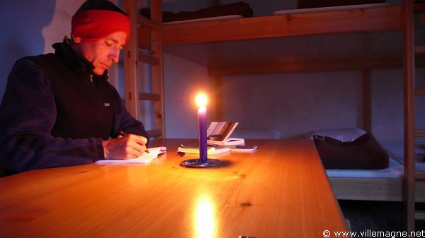 Écriture au refuge de Cingino Écriture au refuge de Cingino