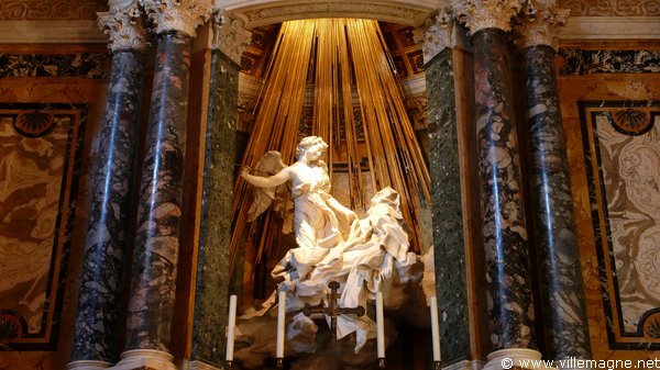 L’extase de sainte Thérèse par Le Bernin - Église Santa Maria della Vittoria, à Rome L’extase de sainte Thérèse par Le Bernin - Église Santa Maria della Vittoria, à Rome