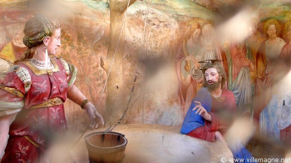 Près d’un puits, Jésus demande l’eau à une Samaritaine, un geste réprouvé par les Juifs qui considéraient les Samaritains comme impurs