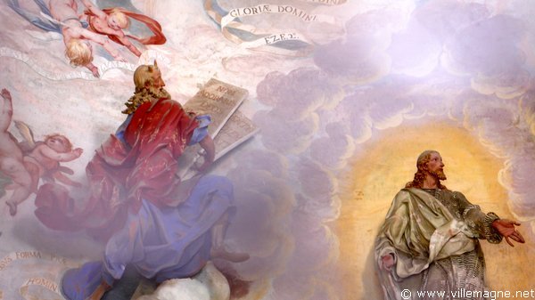 Le Christ transfiguré sur le mont Thabor ; à sa droite : Moïse Le Christ transfiguré sur le mont Thabor ; à sa droite : Moïse