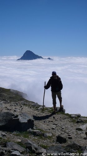 Le mont Tagliaferro (Italie), vu depuis le col d’Olen Le mont Tagliaferro (Italie), vu depuis le col d’Olen