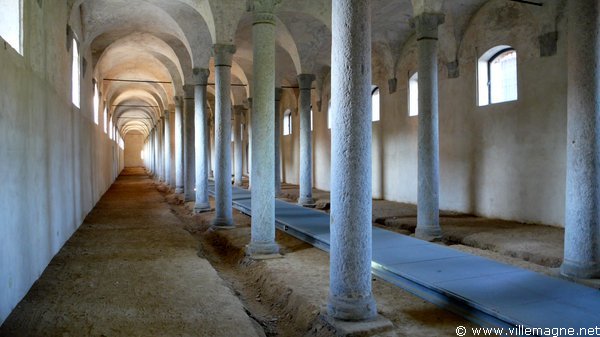 Les écuries de Ludovic le Maure à Vigevano - XVe siècle Les écuries de Ludovic le Maure à Vigevano - XVe siècle