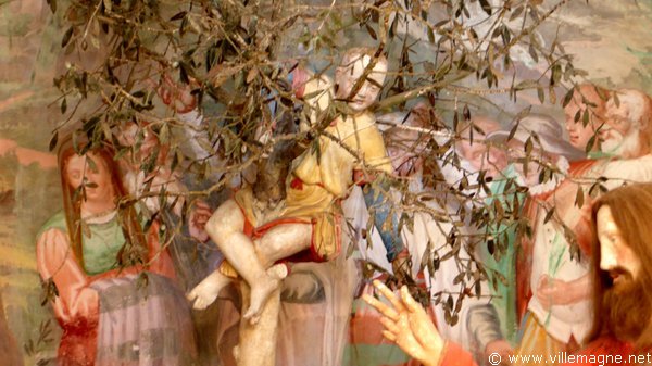 Lors de l’entrée triomphale de Jésus à Jérusalem, un homme a grimpé dans un arbre pour mieux voir le spectacle Lors de l’entrée triomphale de Jésus à Jérusalem, un homme a grimpé dans un arbre pour mieux voir le spectacle