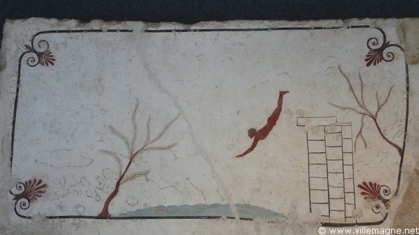Peinture de la « tombe du Plongeur » à Paestum