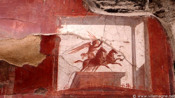 Peintures murales dans la maison des Augustaux à Herculanum Peintures murales dans la maison des Augustaux à Herculanum