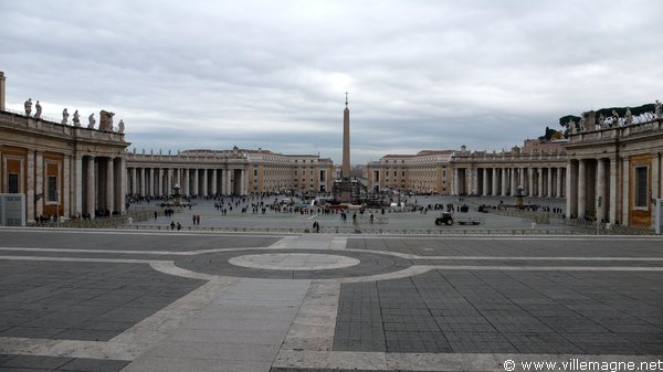 Place Saint-Pierre à Rome