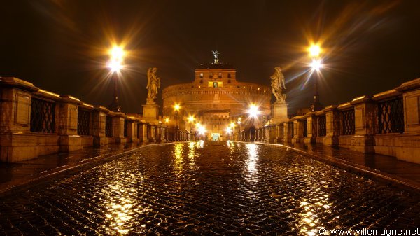 Pont et château Saint-Ange à Rome Pont et château Saint-Ange à Rome