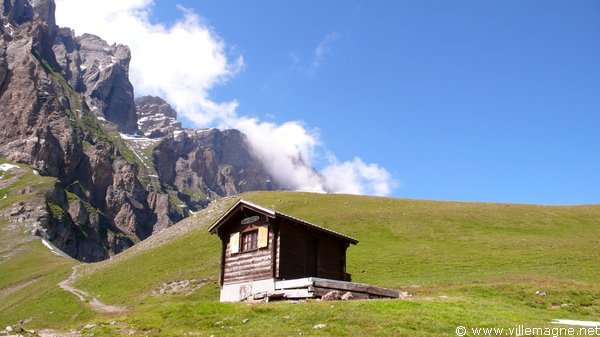 Refuge du col de Surenen Refuge du col de Surenen