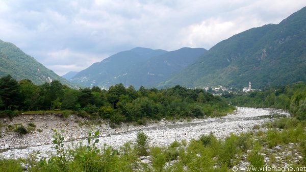Rivière Melezza, près de Locarno Rivière Melezza, près de Locarno