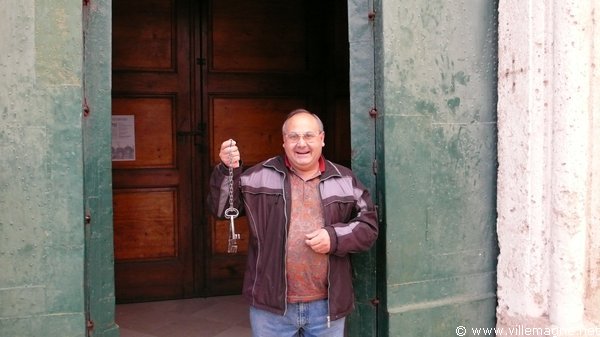 Salvatore, le sacristain de la cathédrale de Nardò Salvatore, le sacristain de la cathédrale de Nardò