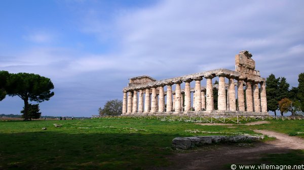 Temple de Cérès à Paestum Temple de Cérès à Paestum