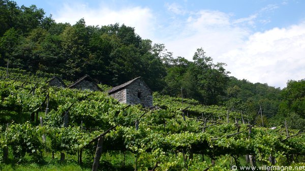 Valle Maggia entre Giumaglio et Lodano Valle Maggia entre Giumaglio et Lodano