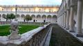 Cloître de la chartreuse San Lorenzo à Naples Cloître de la chartreuse San Lorenzo à Naples