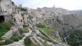 Matera, ville troglodytique au bord du ravin - les Sassi Matera, ville troglodytique au bord du ravin - les Sassi