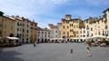 Place du marché (anciennes arènes) - Lucques Place du marché (anciennes arènes) - Lucques